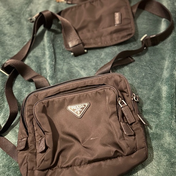 Men’s Prada bag - Picture 2 of 2